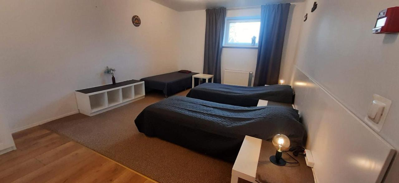 Elite Flats Two Bedroom Утена Екстер'єр фото